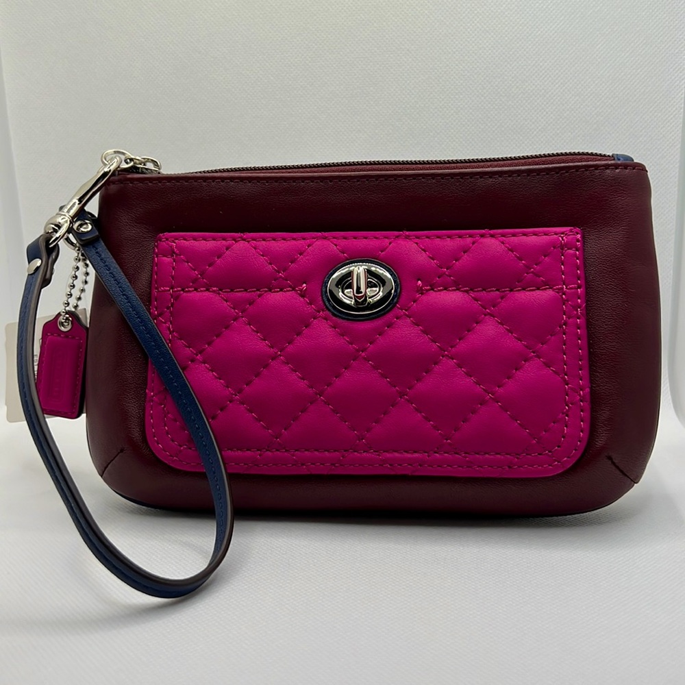 NWT Coach SV/Burgandy Multi wristlet SVBG2